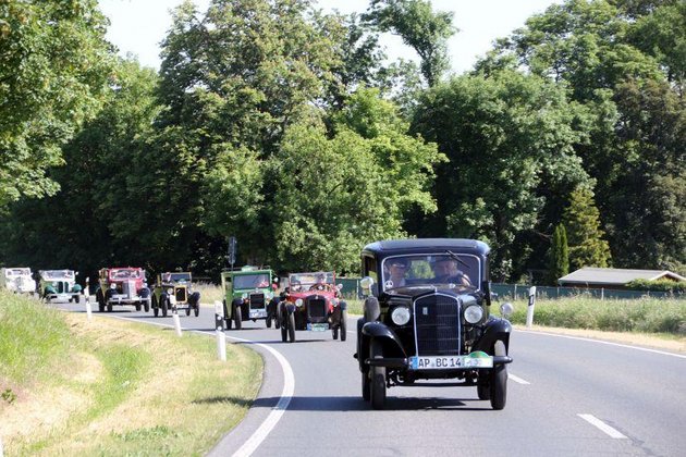 28. Apoldaer Oldtimer Schlosstreffen