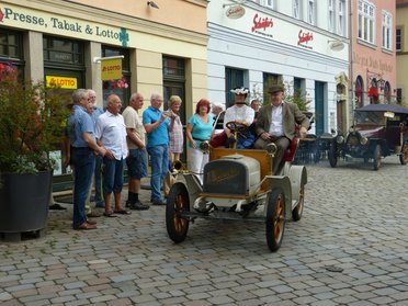 Apoldaer Oldtimer-Schloßtreffen