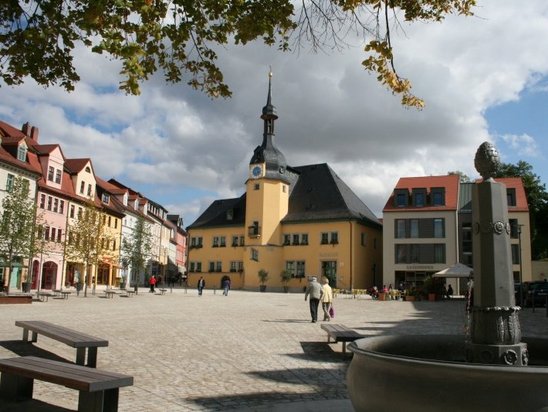 Marktplatz mit Rauthaus